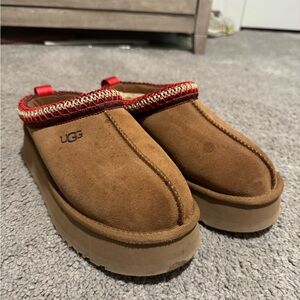 UGG Tan Tazz